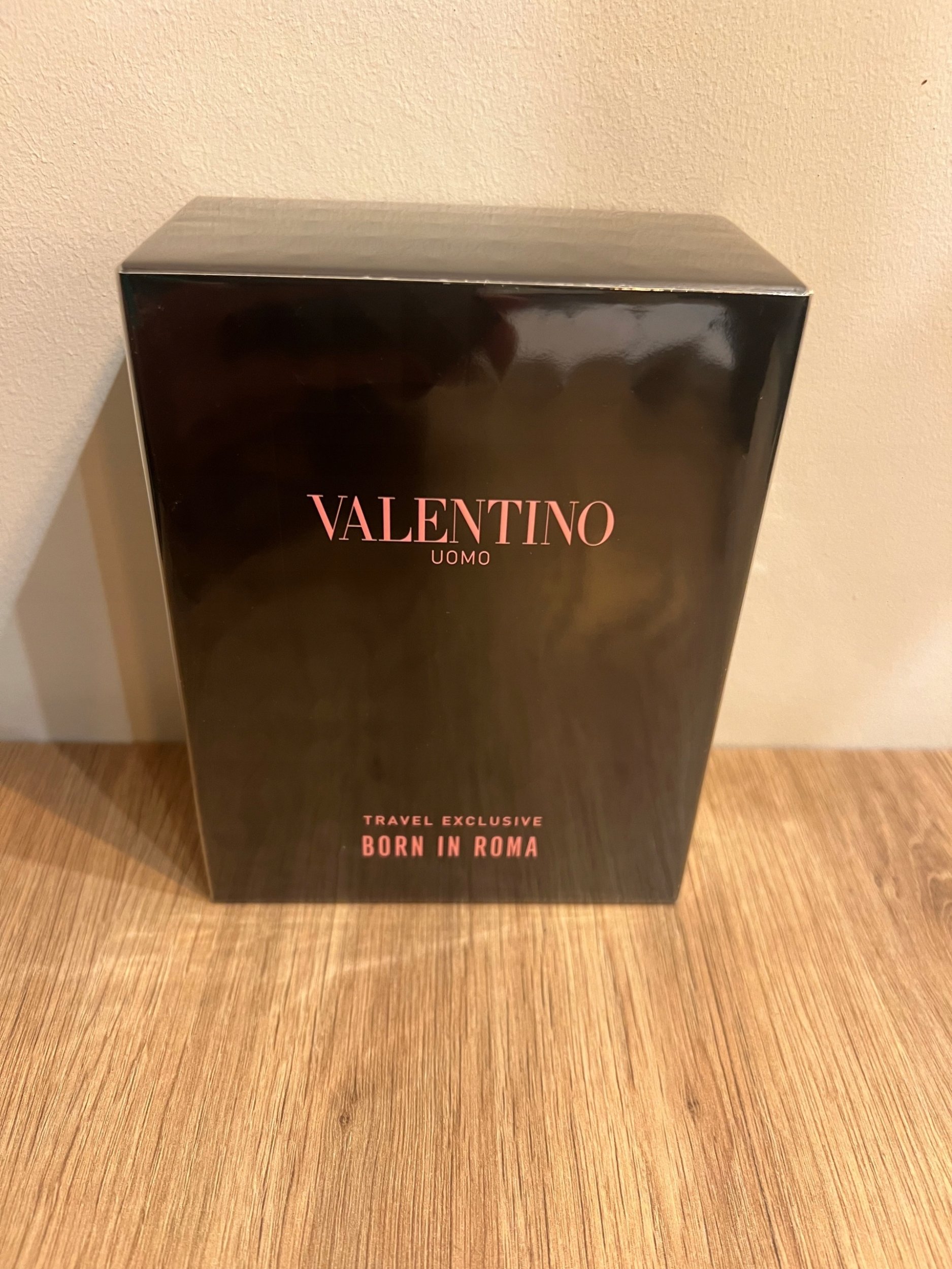 Valentino Uomo Born in Roma Set: