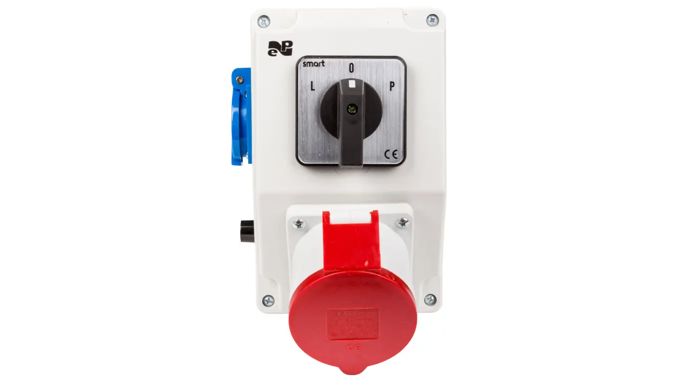 Installation kit with socket 32A 5P+2P+Z